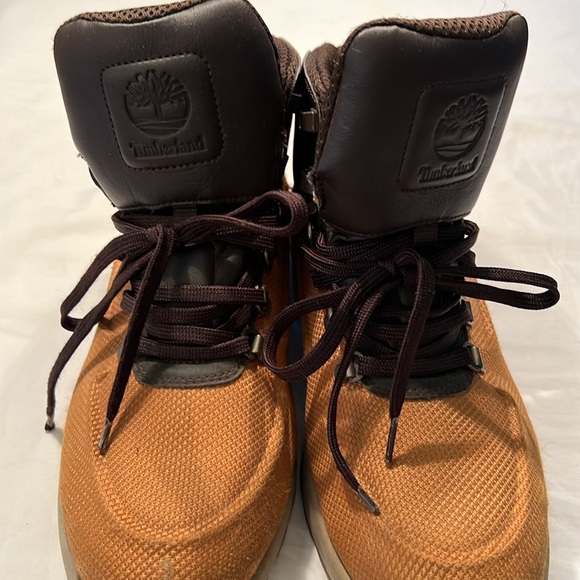 Timberland Mid Top Boots Leather and Cloth SZ 9.5 Men - Picture 2 of 8